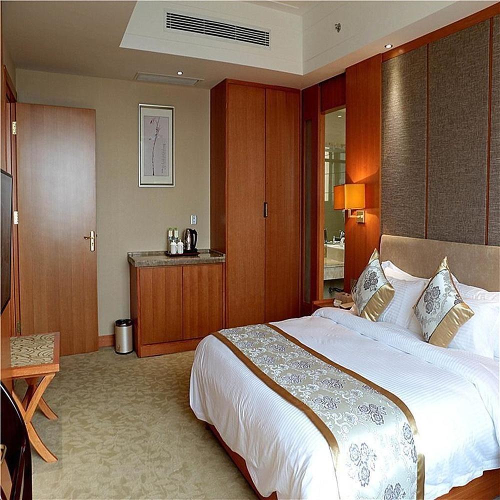 The Grand Plaza Hotel Ji'an  Exterior foto