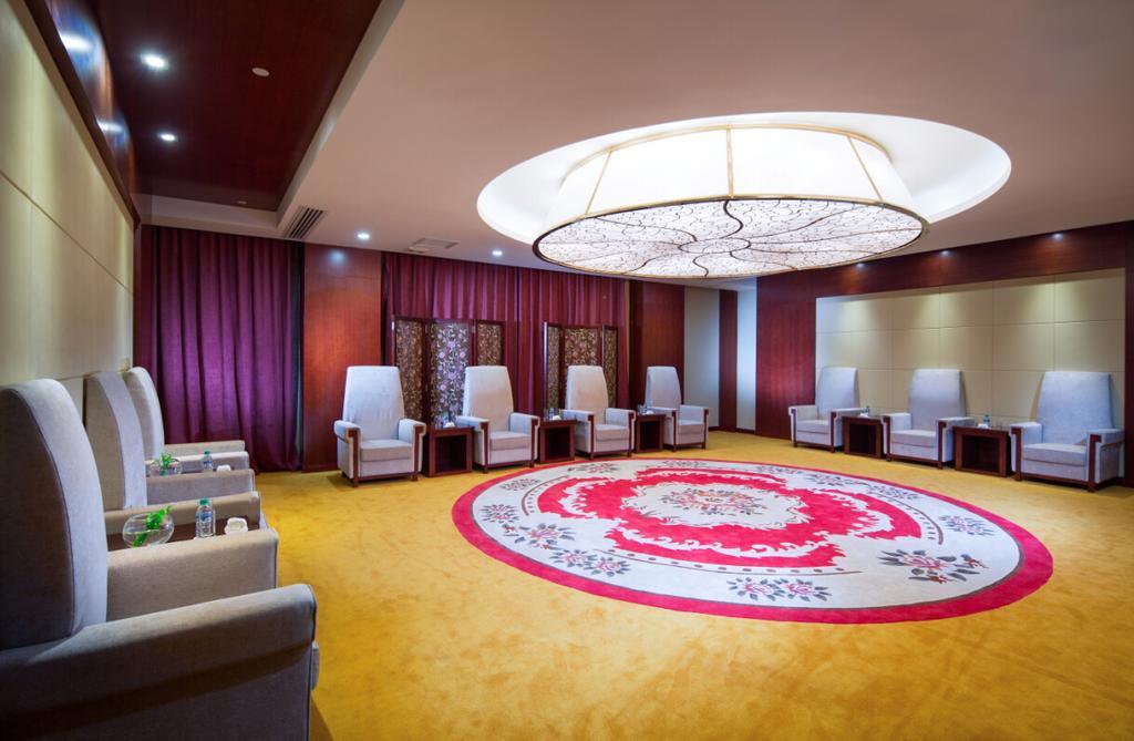 The Grand Plaza Hotel Ji'an  Exterior foto